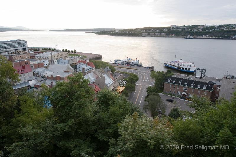 20090828_124914 D3.jpg - St Lawrence River and Lower Town from Chateau Frontenac